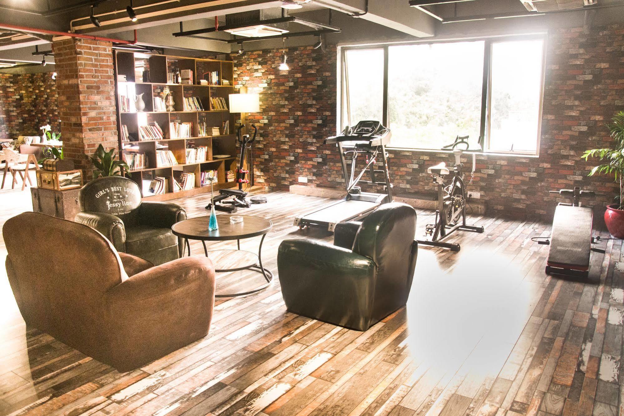 James Joyce Coffeetel Guangzhou International Convention & Exhibition Center Экстерьер фото